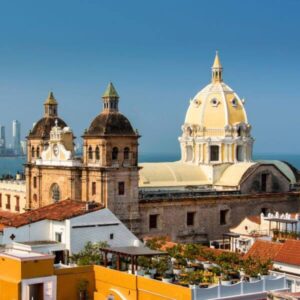 entre murallas y colores